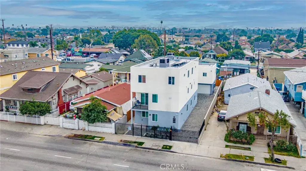232 E Gage Avenue, Los Angeles, CA 90003 - Image #1