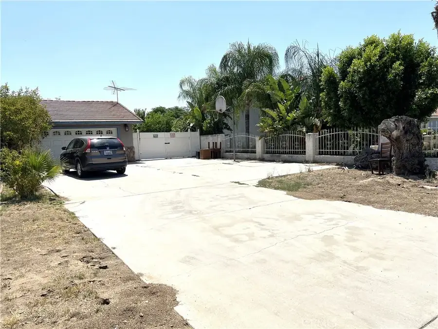 1061 N Perris Boulevard, Perris, CA 92571 - Image #3