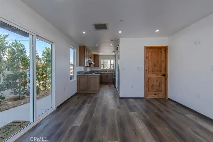 16590 Forrest Avenue, Victorville, CA 92395 - Image #2