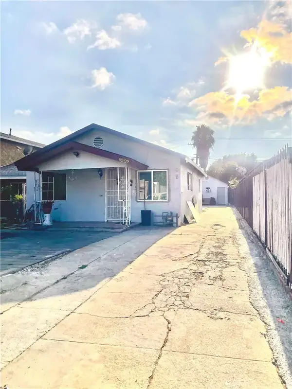 9529 San Juan Avenue, South Gate, CA 90280