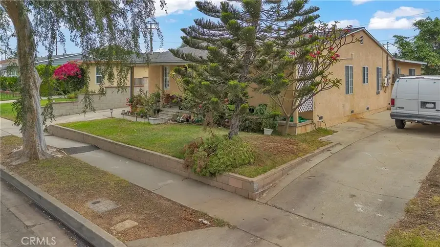 704 S Taylor Ave, Montebello, CA 90640 - Image #2