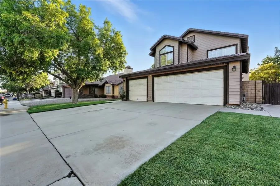 45050 Bevington Avenue, Lancaster, CA 93535 - Image #2
