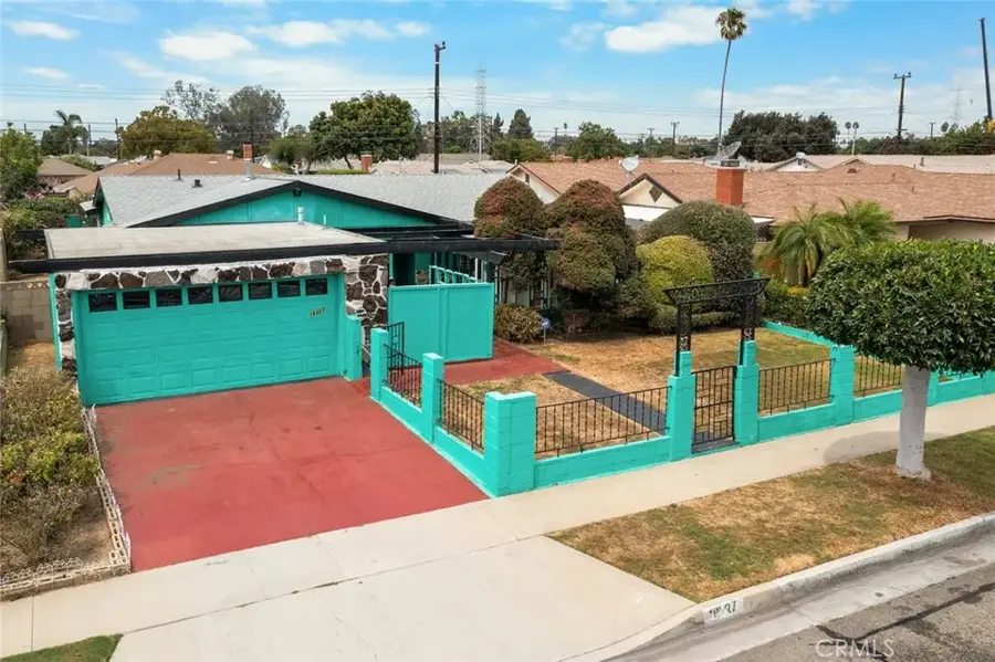 19327 Galway Ave, Carson, CA 90746 - #2