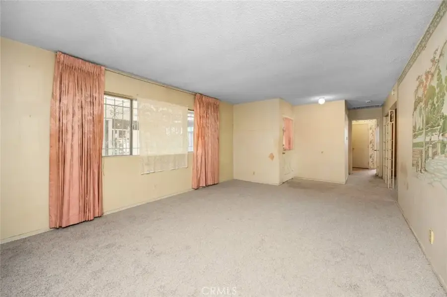 19327 Galway Ave, Carson, CA 90746 - #2