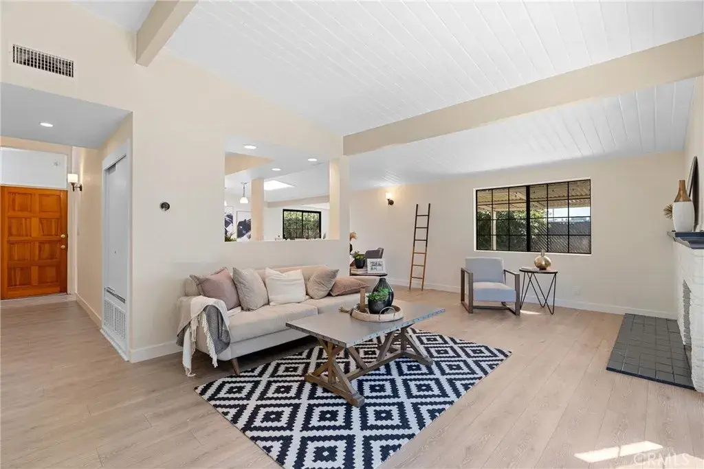 2018 E Glenwood Avenue, Fullerton, CA 92831 - Image #1