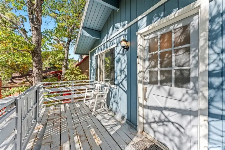 329 Vista Lane, Sugarloaf, CA 92386 - Image #2
