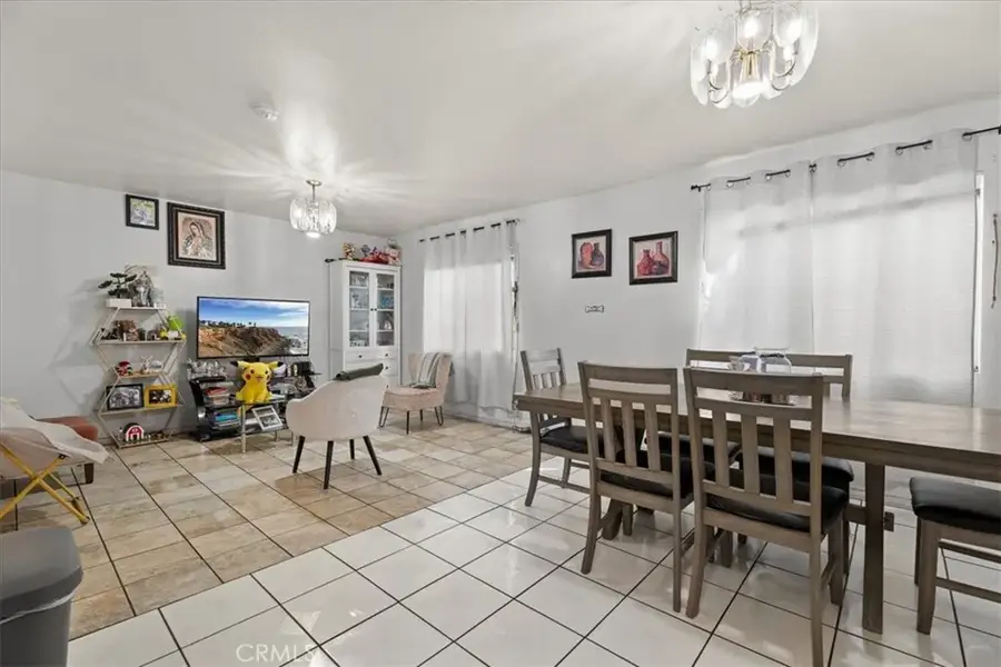 1964 Normandie, Los Angeles, CA 90007 - Image #3