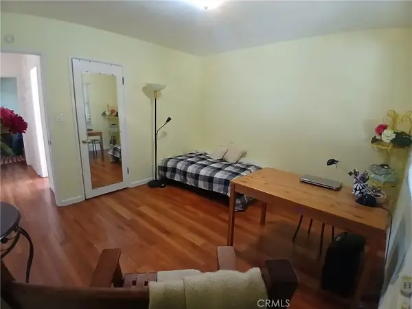 7650 Wilbur Avenue, Reseda, CA 91335