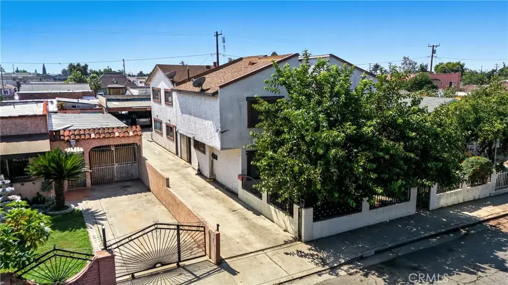 2526 Flower Street, Huntington Park, CA 90255 - #1