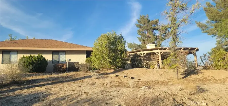 49833 Maccele Rd, Morongo Valley, CA 92256 - Image #3