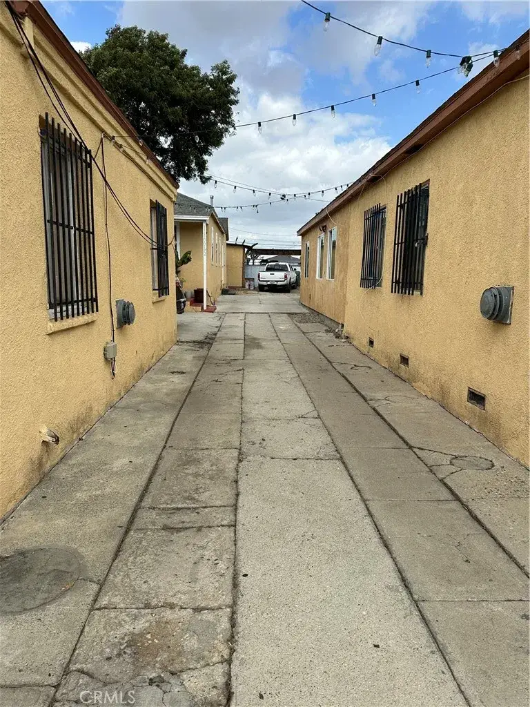 11100 S Normandie, Los Angeles, CA 90044 - Image #2