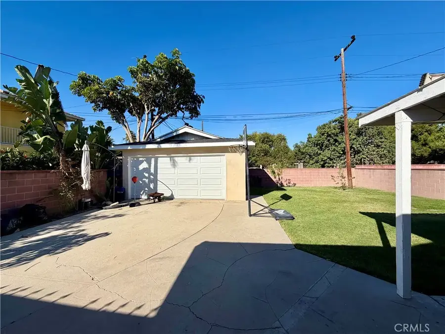 4221 Alvada, Lynwood, CA 90262 - Image #3