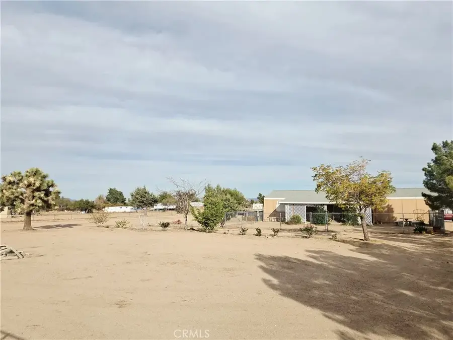 10375 Lilac, Oak Hills, CA 92344 - Image #3