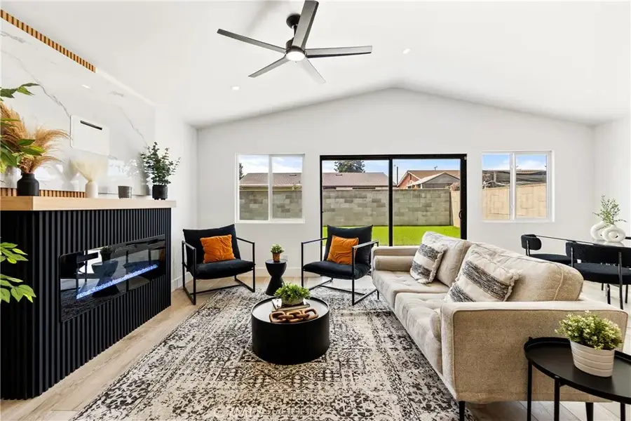 530 W Cypress, Compton, CA 90220 - Image #3