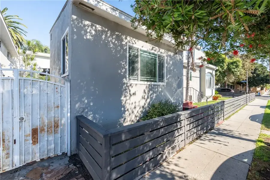 9421 Dearborn, South Gate, CA 90280 - #3