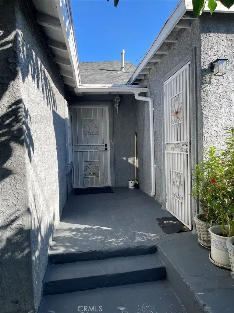 9536 Compton, Los Angeles, CA 90002 - #1
