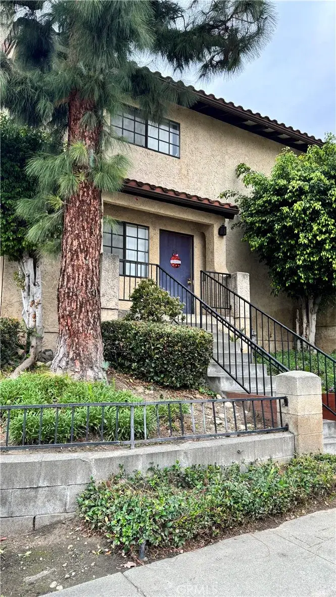 121 W 9th #25, Azusa, CA 91702 - Image #2