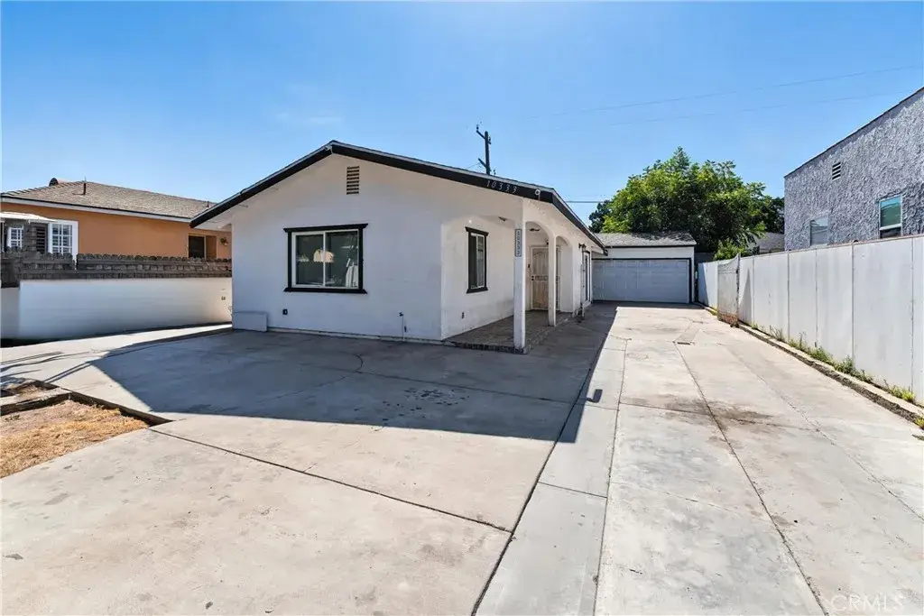 10333 Capistrano Avenue, South Gate, CA 90280 - Image #1