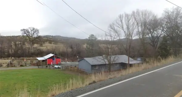 11889 Highway 155, Woody, CA 93287