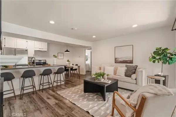 2863 S Fairview Unit A, Santa Ana, CA 92704