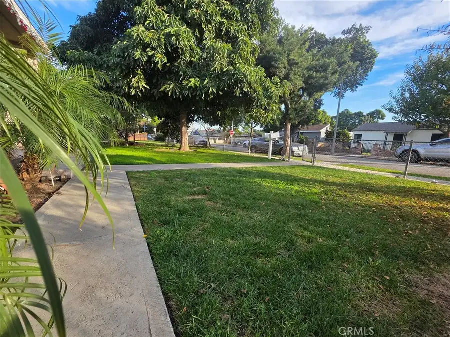 289 E Heath, Long Beach, CA 90805 - Image #2