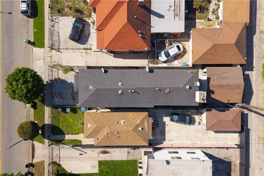 913 E 92nd, Los Angeles, CA 90002 - #2