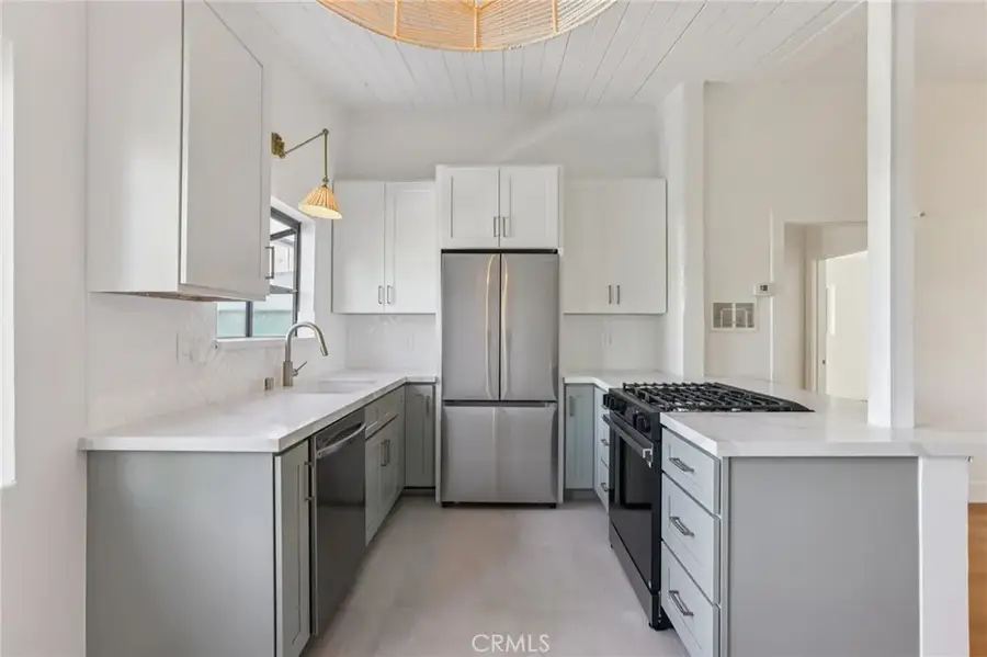 2909 10th, Santa Monica, CA 90405 - Image #3