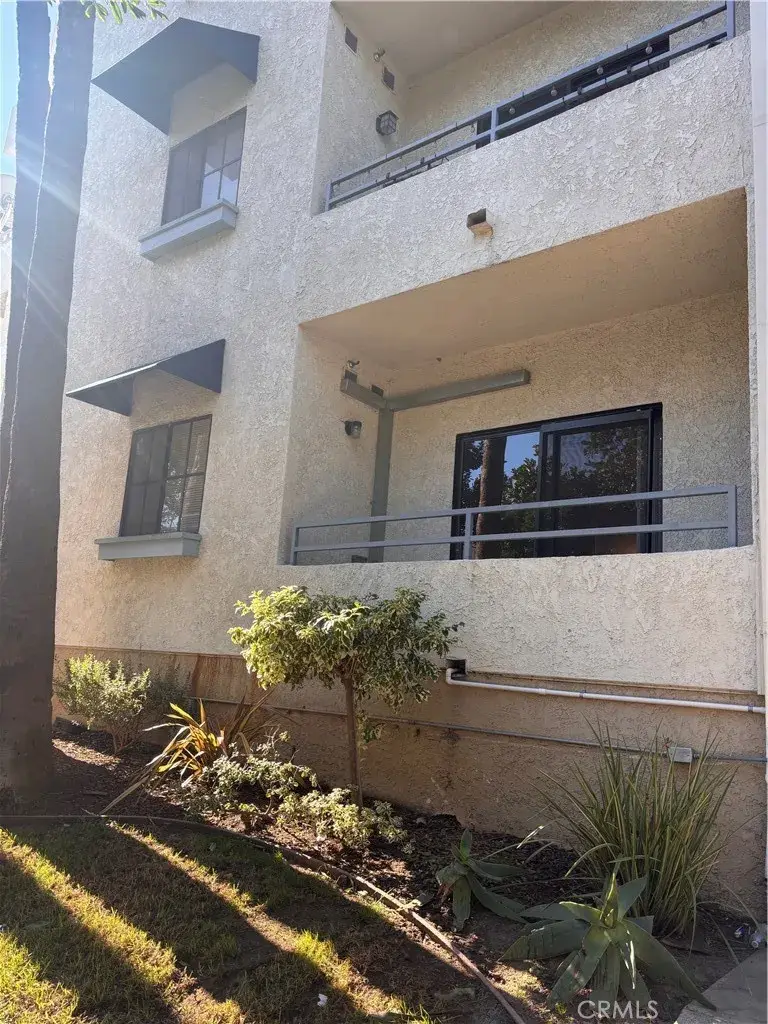 720 W 4th #114, Long Beach, CA 90802 - Image #2