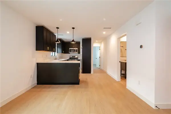 351 S Catalina, Los Angeles, CA 90020