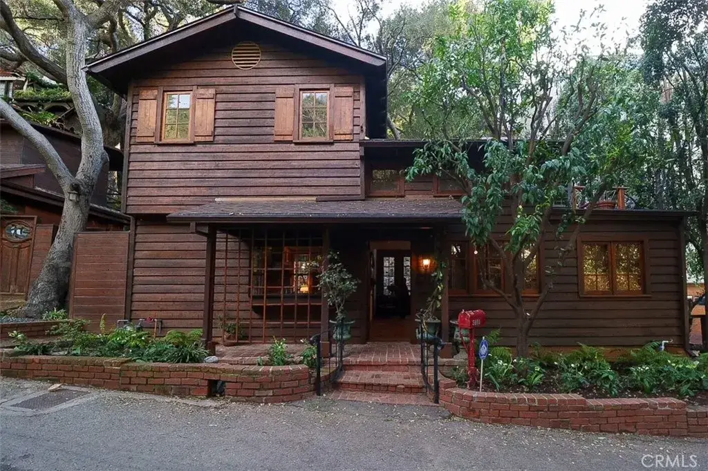 9860 Yoakum Drive, Beverly Hills, CA 90210 - Image #1