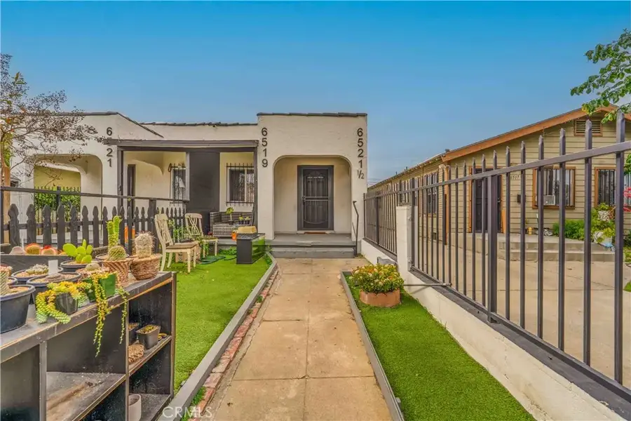 6519 Denver Avenue, Los Angeles, CA 90044 - #2