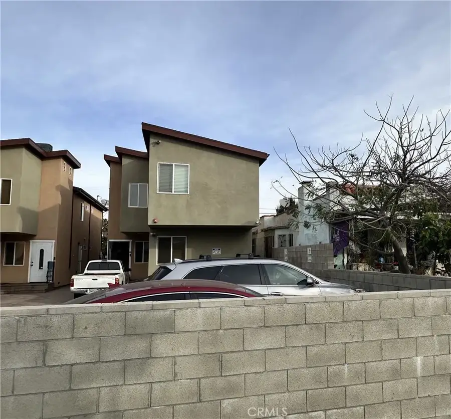 1737 W 37th Street, Los Angeles, CA 90018 - #2