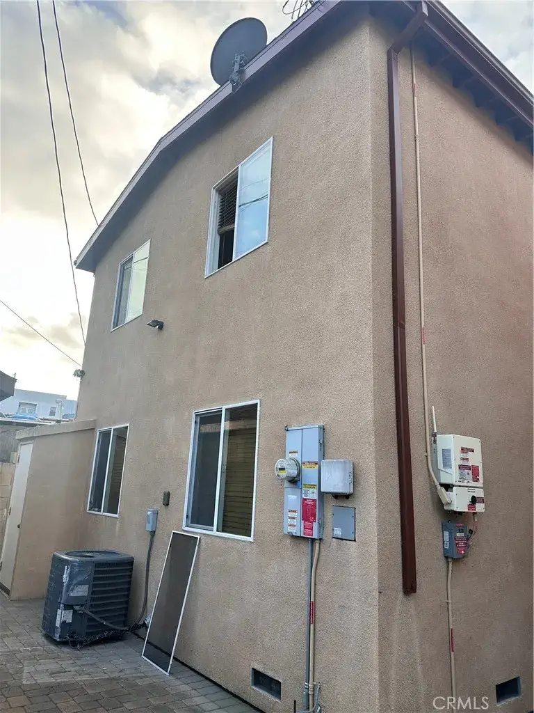1737 W 37th Street, Los Angeles, CA 90018 - #3