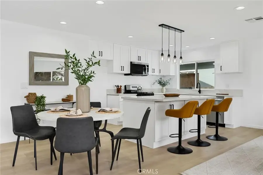 4745 Pixie Avenue, Lakewood, CA 90712 - Image #2