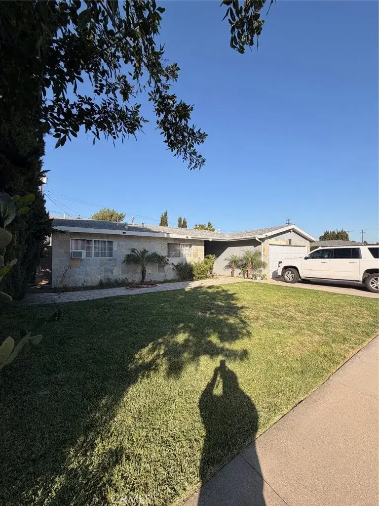 2403 W Almond Ave, Orange, CA 92868 - Image #3
