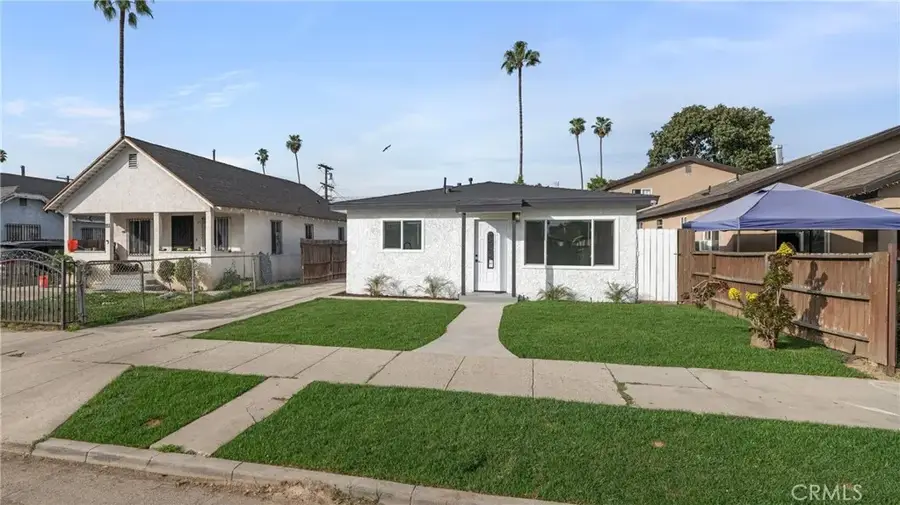 217 E 77th Street, Los Angeles, CA 90003 - #2