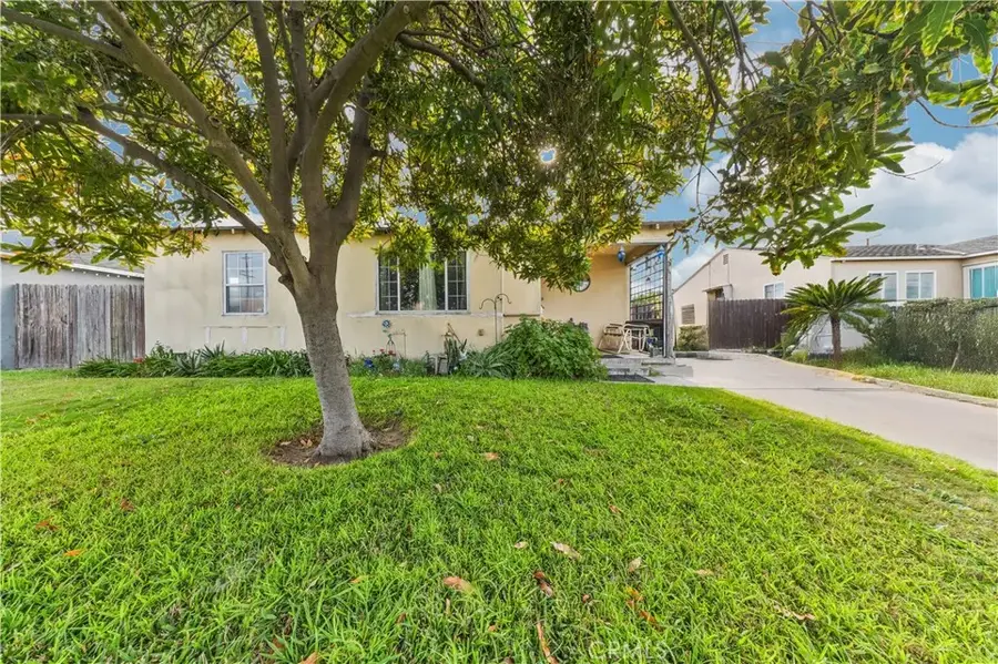 8264 Lankin, Downey, CA 90242 - Image #3