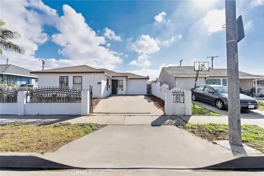 2412 W Raymond, Compton, CA 90220 - #2
