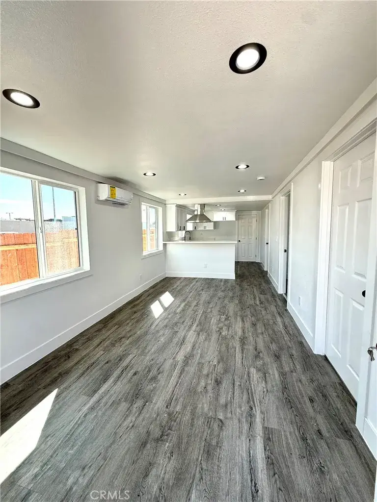 2368 E 107 Th St, Los Angeles, CA 90002 - #2