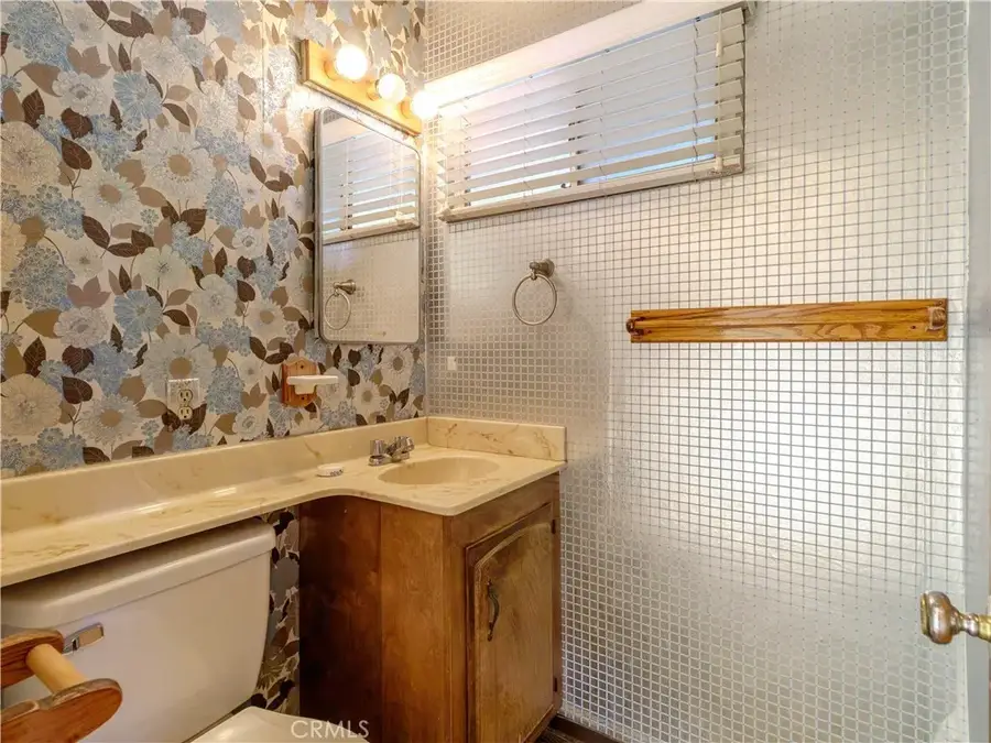 8815 San Vicente, Riverside, CA 92503 - #3