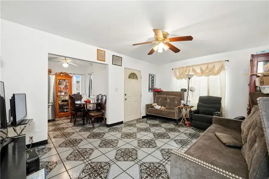 1701 E Palmer, Compton, CA 90220 - #2