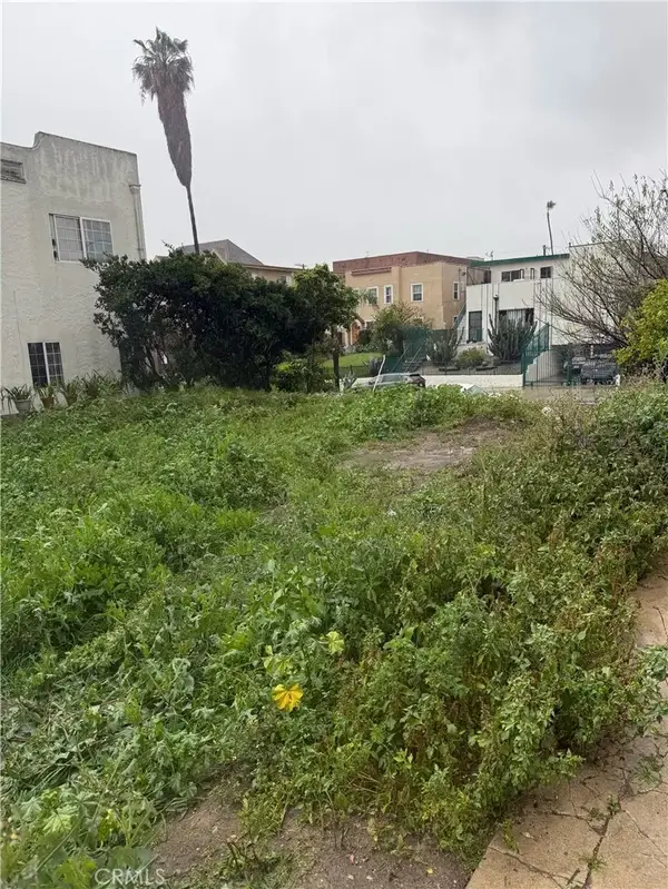 214 S Carondelet, Los Angeles, CA 90057