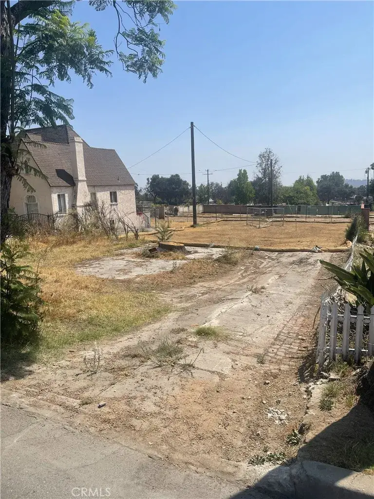 318 W Altadena, Altadena, CA 91001 - #1