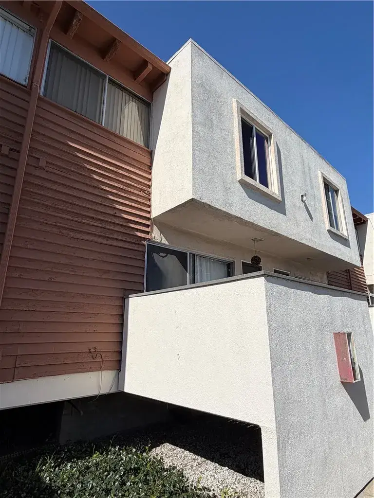 7033 Stewart And Gray, Downey, CA 90241 - #2