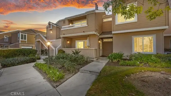 10450 E Briar Oaks #B, Stanton, CA 90680