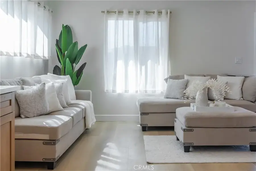 1615 W 67th, Los Angeles, CA 90047 - #2