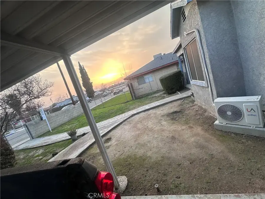 634 33rd, Bakersfield, CA 93301 - #3