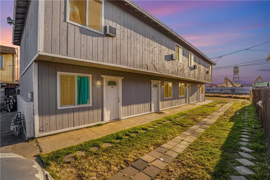 139 Dr Martin Luther King Jr Boulevard, Bakersfield, CA 93307 - #1