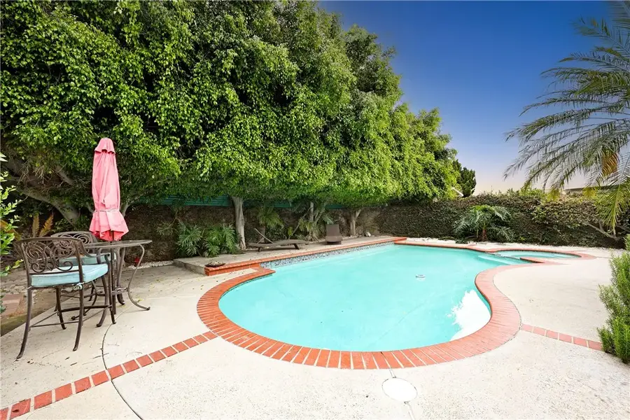 11858 Haro Ave, Downey, CA 90241 - #3