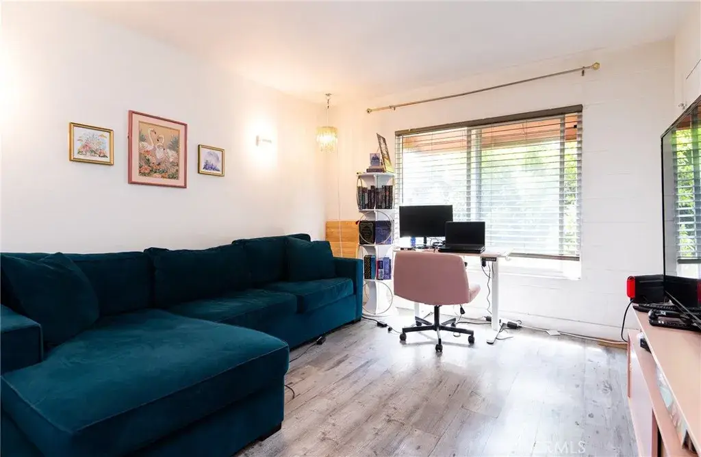 225 W 6th #405, Long Beach, CA 90802 - #1